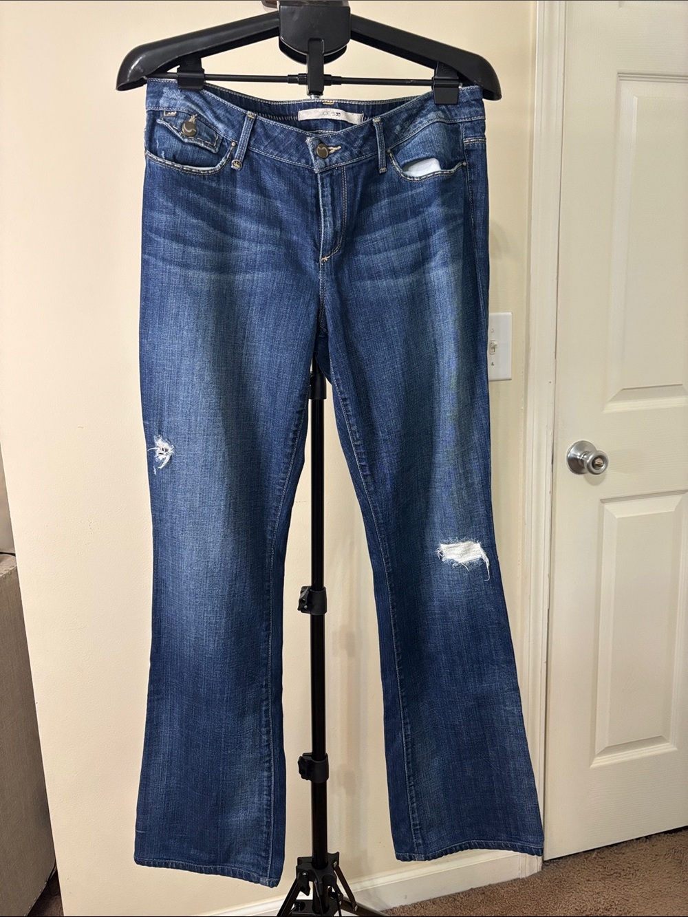 Joe's Jeans Women's Dark Blue Flare Jeans with Distressing size 32